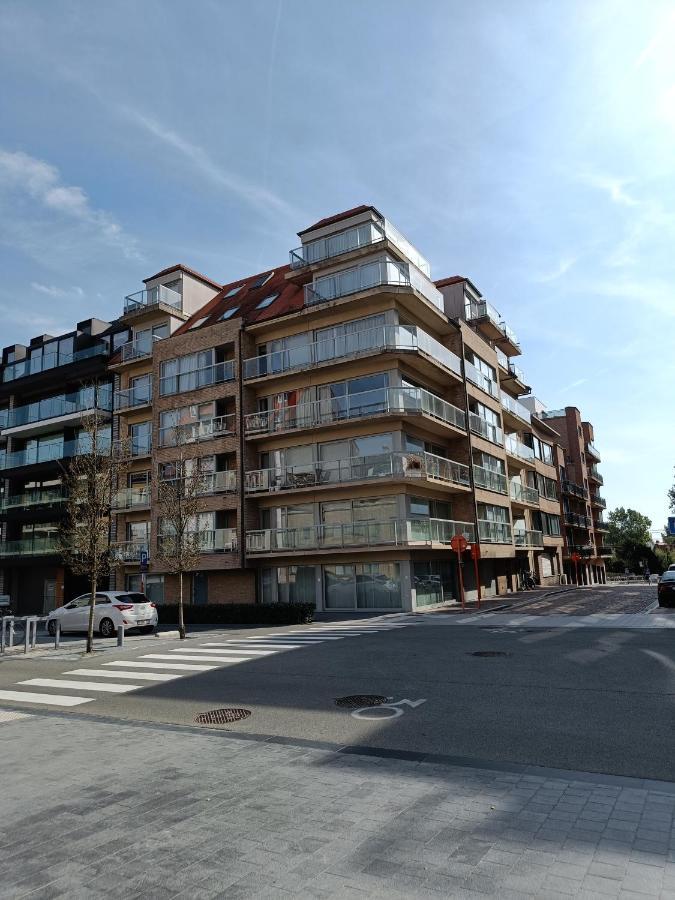 Residentie Gaudi Nieuwpoort Exterior foto